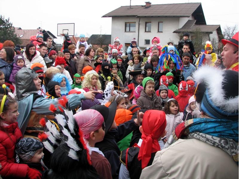 Pustna sobota v Mengšu in Topolah