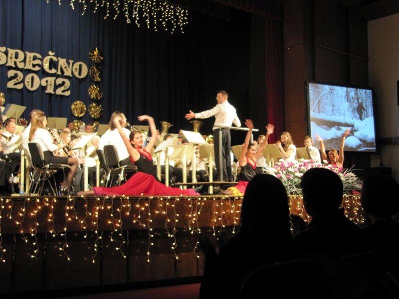 BOŽIČNO NOVOLETNI KONCERT MENGEŠKE GODBE, 26.dec.  2011